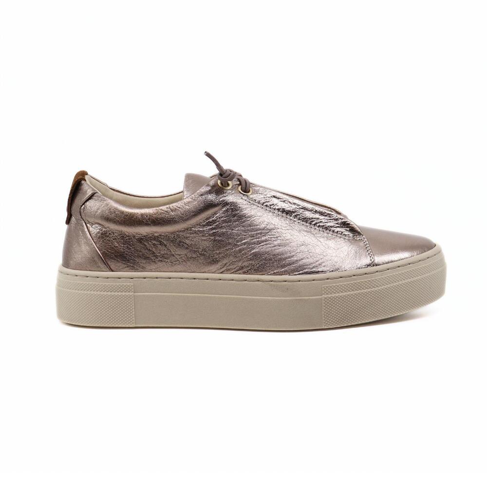 NEW ATELIERS women's versa leather sneaker in bronze
